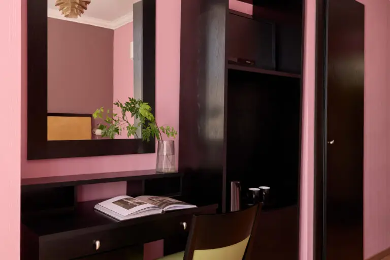 Delphi_Standard-Room_3_Dimitris-Chachlas-scaled.jpg