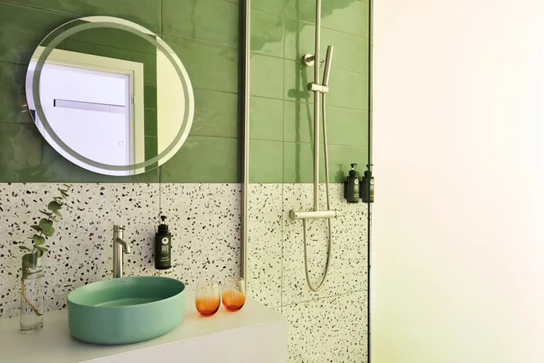 Prima Breeze Athens Renovated